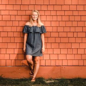 Meet your Posher, Lily